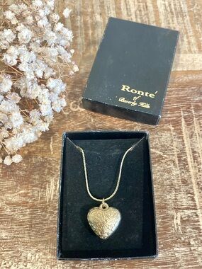 Vintage Puff Heart Necklace Ronte of Beverly Hills Gold Tone Fashion Jewelry 18”